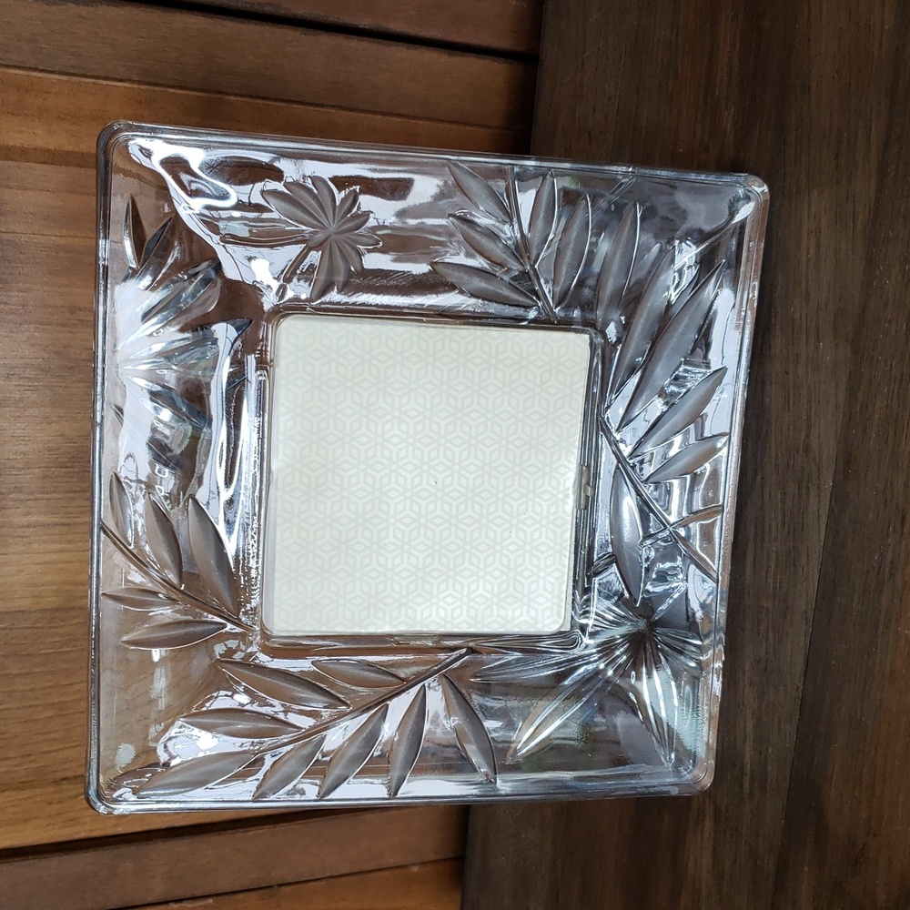 Home Beautiful Botanical Etched Glass Picture Frame